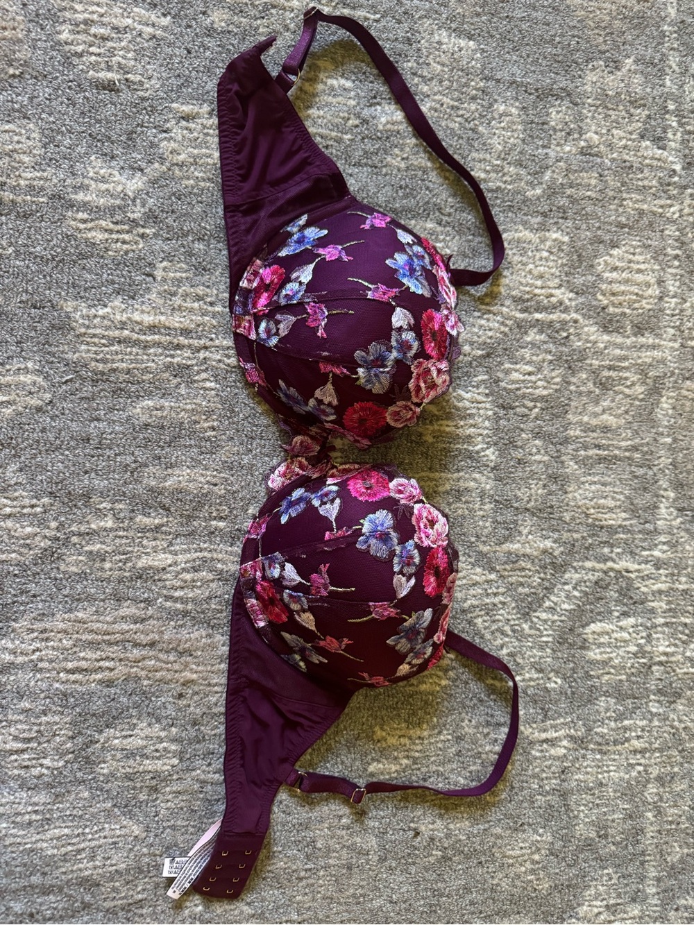 Victorias Secret 34DD, like new